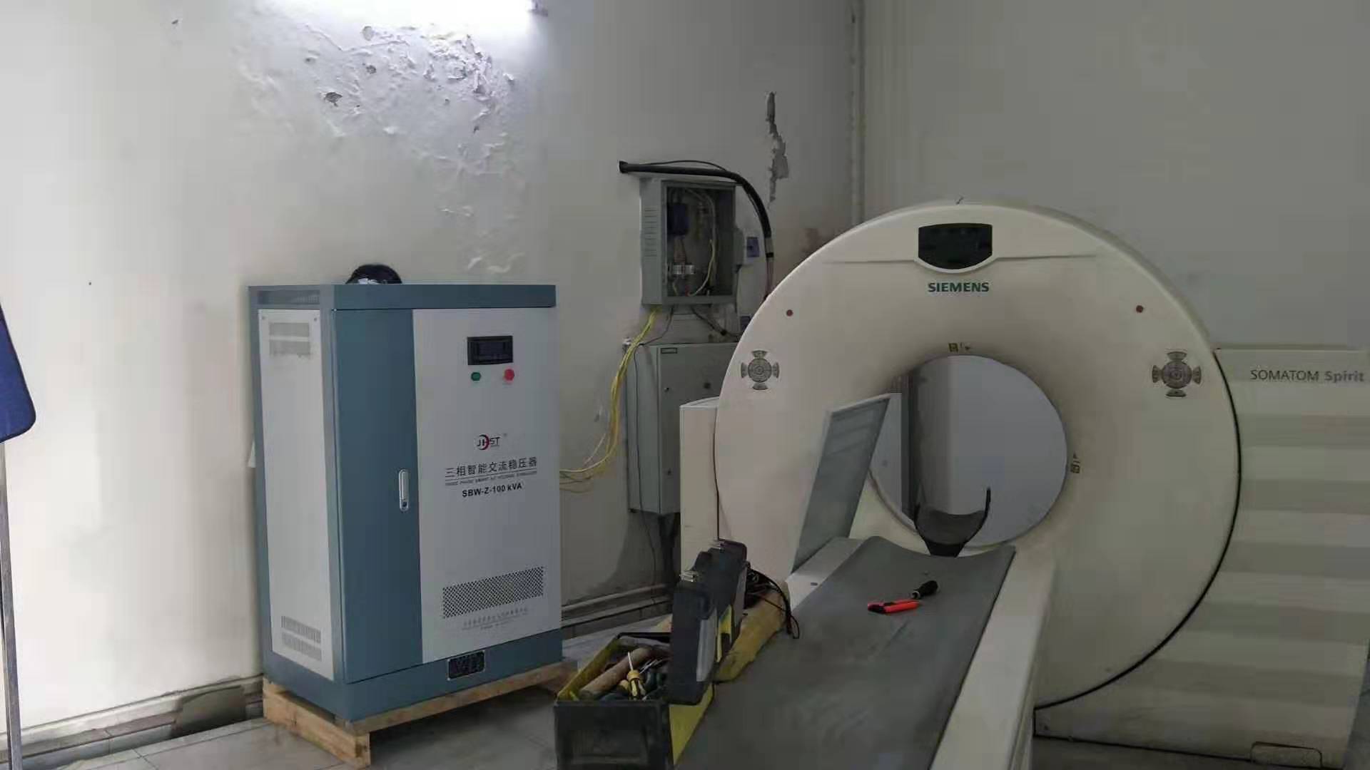 CT医疗设备专用稳压器